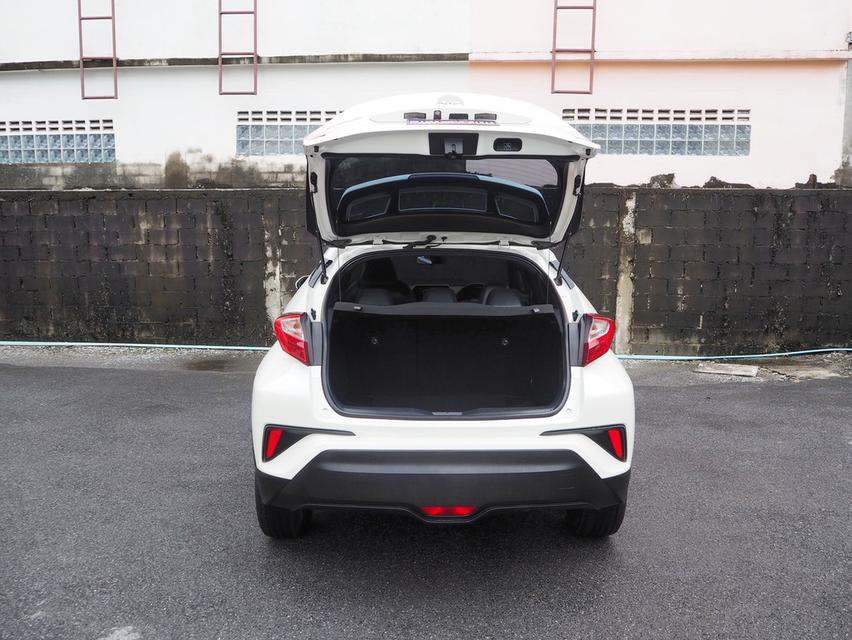 Toyota  Chr 1.8 Mid ปี 2020 9