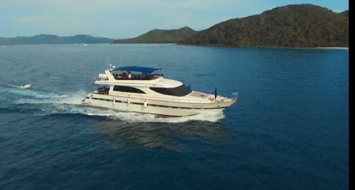 เรือยอร์ช MAN V10 x 2 78 Ft. ปี 2005 6