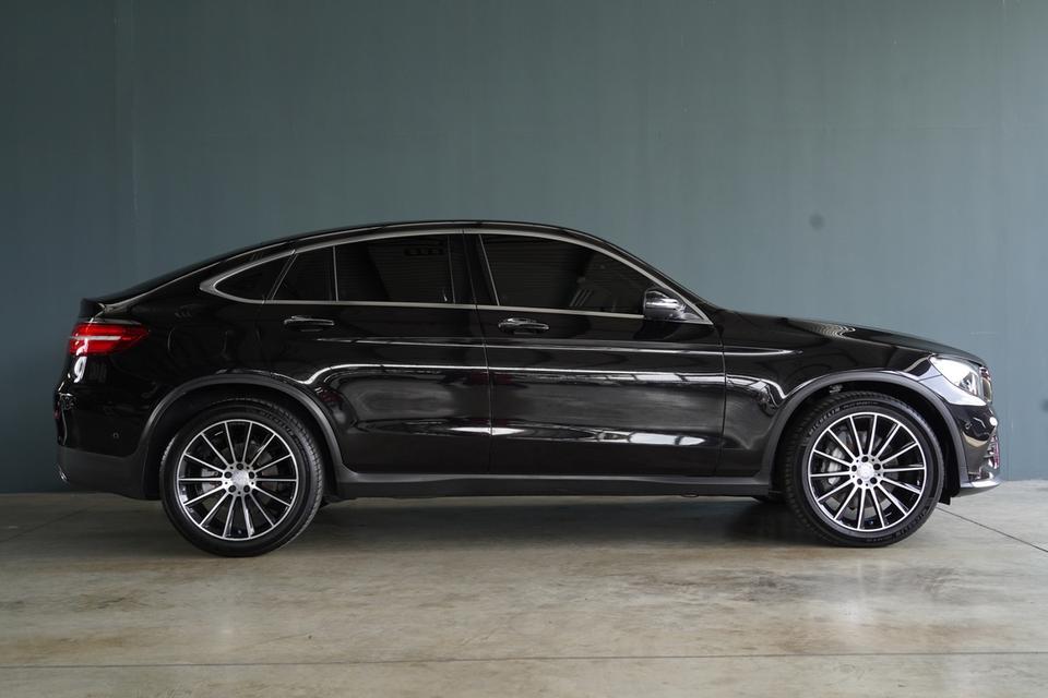 รหัสรถ BM3311 Benz GLC250d Coupe AMG4MATiC 2018 11