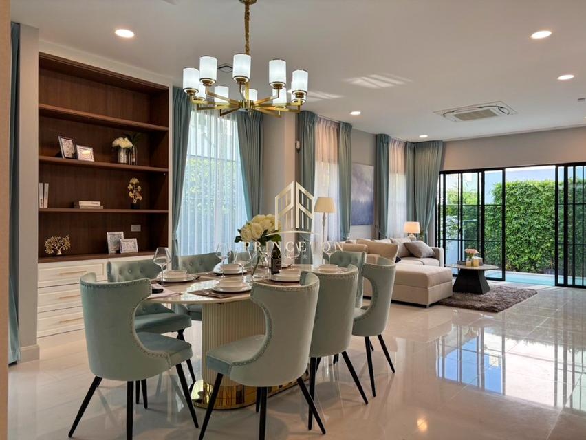 House For Rent Nantawan Rama 9 New Krungthepkreetha, with Private Swimming Pool. 2
