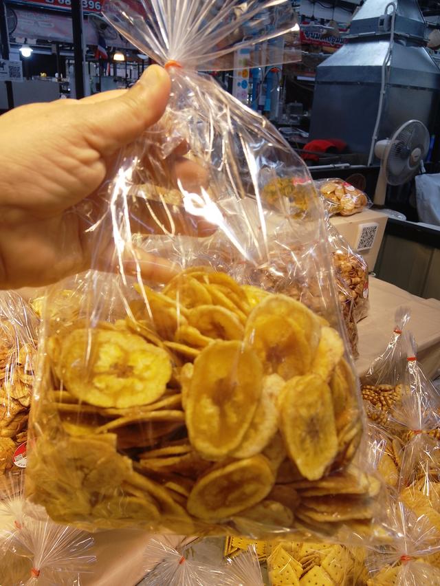 ผลไม้แปรรูป,ขนมของฝาก,ขนมขบเคี้ยว,ของขวัญ,กล้วยเบรกแตก,ชีสสัปรด,กล้วยม้วน,ถั่วพิคาชิโอ,อัลมอนด์,เยลลี่รสน้ำผลไม้,สตอเบอรี่กรอบ,ขนุนอบกรอบ,เม็ดฟักทอง