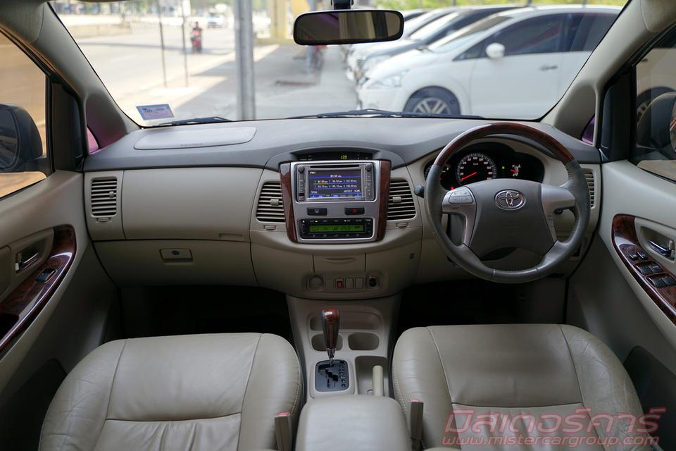 2014 TOYOTA INNOVA 2.0 V  ( 605 ) 14