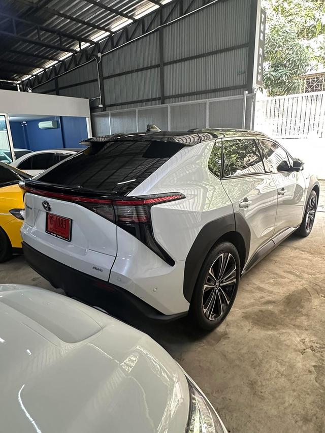 ไฟฟ้าสัญชาติญี่ปุ่น🇯🇵..ไม่ต้องวัดดวง..กะ อาผิง อาหวัง 🤗✅  TOYOTAbZ4x(AWD)⚡️ 18000km สภาพพลาสติกยังไม่แกะ รถศูนย์ประกันครบ 2023  1,080,000- 081 955