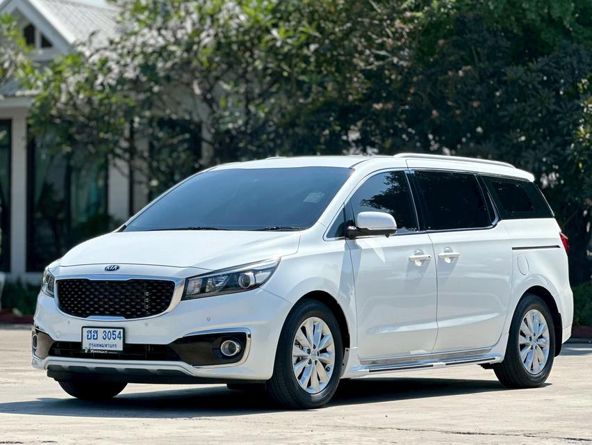 รหัสรถ PAT3054 🚙🚐KIA GRAND CANIVAL 2.2EX ปี 2017 สีขาว