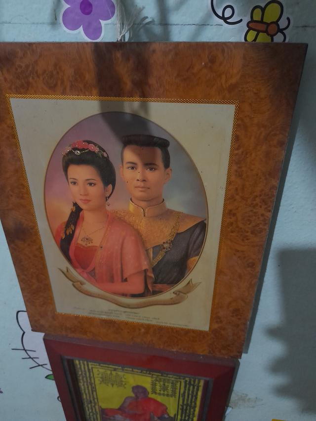 รูปภาพพระพร้อมกรอบและผ้ายัย รูปที่ 3