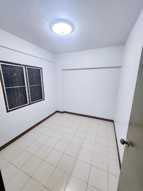 พระราม5 1แอร์ เปิดซิง! ไม่เคยพัก ให้เช่าคอนโด เอื้ออาทร บางกรวย-วัดพระเงิน2 2นอน 35ตรม. ชั้น 5 อาคาร 16 4