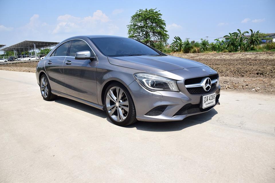 ขาย BENZ CLA-180 ปี2014 ราคาเพียง 420000 บาท เกียร์แพดเดิ้ลชิฟ รถสวยเบาะหนังไฟฟ้าคู่หน้า แอร์ฉ่ำมากๆ เครื่องนิ่มช่วงล่างแน่น โทร0957401229 ไลน์ UTBP