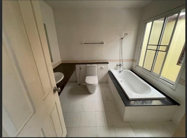 ให้เช่า ทาวน์โฮม 3ชั้นใกล้รถไฟฟ้าสถานีลาดพร้าว 101หมู่บ้านสราญพฤกษ์ ลาดพร้าว130 รามคำแหง81 ใกล้เดอะมอลลบางกะปิ แม็คโคร โ 3