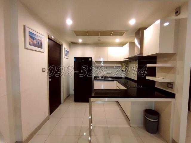 Riverside condo for Rent Watermark Chaophraya 2 beds with river view near BTS Saphan Taksin 2