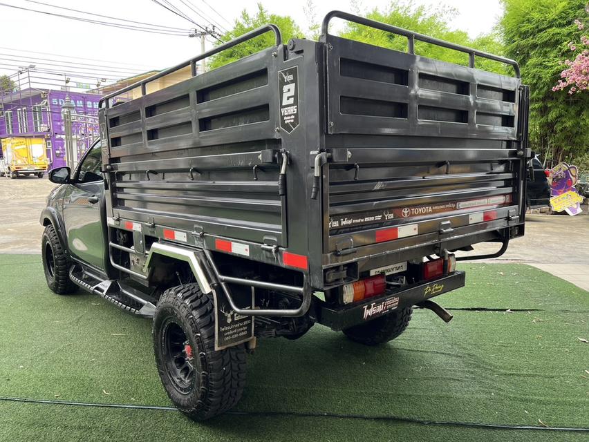  Toyota Hilux Revo 2.8 SINGLE Entry 10