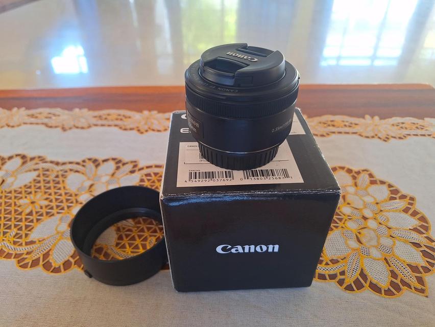 เลนส์ Canon อุปกรณ์ครบกล่อง ประกันยังเหลือ 2