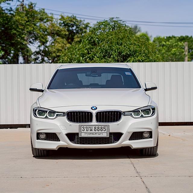 รหัสรถ 12AT8885 BMW 320d 2.0 M Sport(F30) | จดปี : 2019