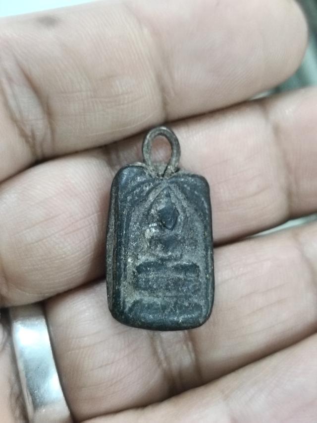 หลวงปู่ศุข เนื้อผงใบลาน,พระปิดตาเนื้อผงใบลานหลงรักเก่า 3