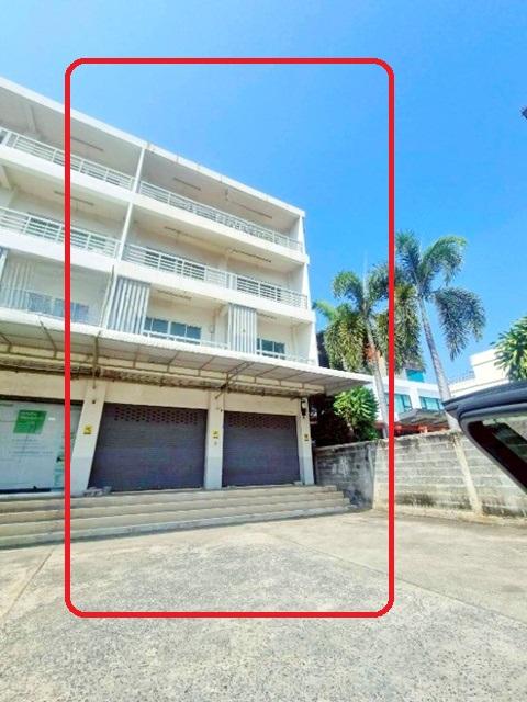 ลาดสวาย คลองสี่ วัดสายไหม รถไฟฟ้า BTSคูคต 3.86กม.อาคารพาณิชย์ 4นอน 4น้ำ ใกล้ 40 ตร.ว. 640 ตร.ม. อาคาร 4 ชั้น 1