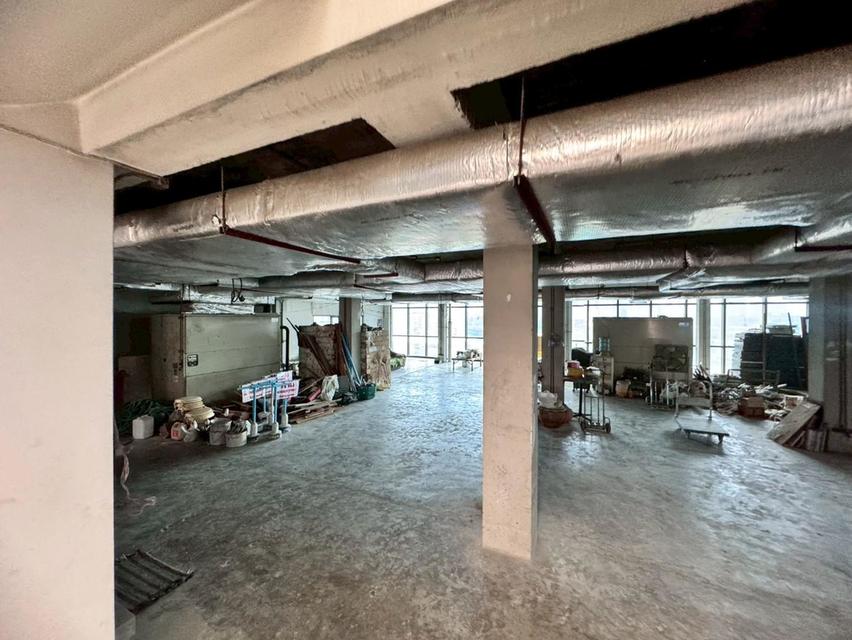 ให้เช่าอาคารพาณิชย์ ชั้น 4 อาคารโล่งสวย เหมาะทำธุรกิจ ติดถนนรามคำแหง (N.1922) 6