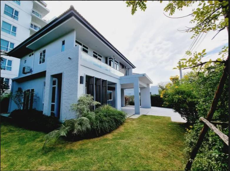 บ้านเชียงใหม่ หลังใกล้ทะเลสาป ในโครงการมัณฑนา Serene Lake 1