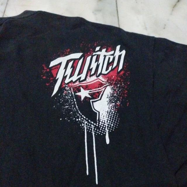 เสื้อยืดแขนสั้น แนวคอลแลบสตรีทวงร๊อค Blink 182 & Famous Stars & Straps Thunder Twitch Motocross แท้ มือสอง สภาพดี ของพร้อมส่งครับ รูปที่ 6