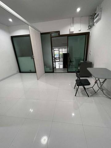 ให้เช่าโฮมออฟฟิศ 4ชั้น ใกล้เลียบด่วนเอกมัย-รามอินทรา โรงเรียนบดินทรเดชา, The Mall รามคำแหง โครงการชิค ดิสทริคโฮมออฟฟิศ ร