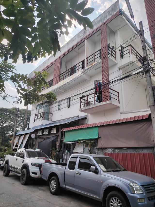 ขายอาคารพานิชย์​สามชั้นในเมืองร้อยเอ็ด 8