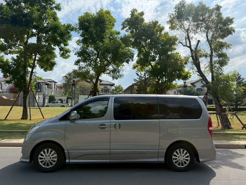 HYUNDAI H-1 2.5 DELUXE MNC ปี 2018 ไมล์ 117,xxxkm.