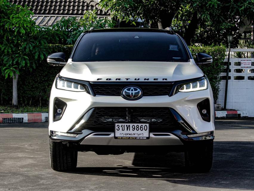 TOYOTA FORTUNER, 2.8 LEGENDER BLACK TOP ดีเซล 2021 รถสวย ใหม่ ใช้น้อยมาก 2