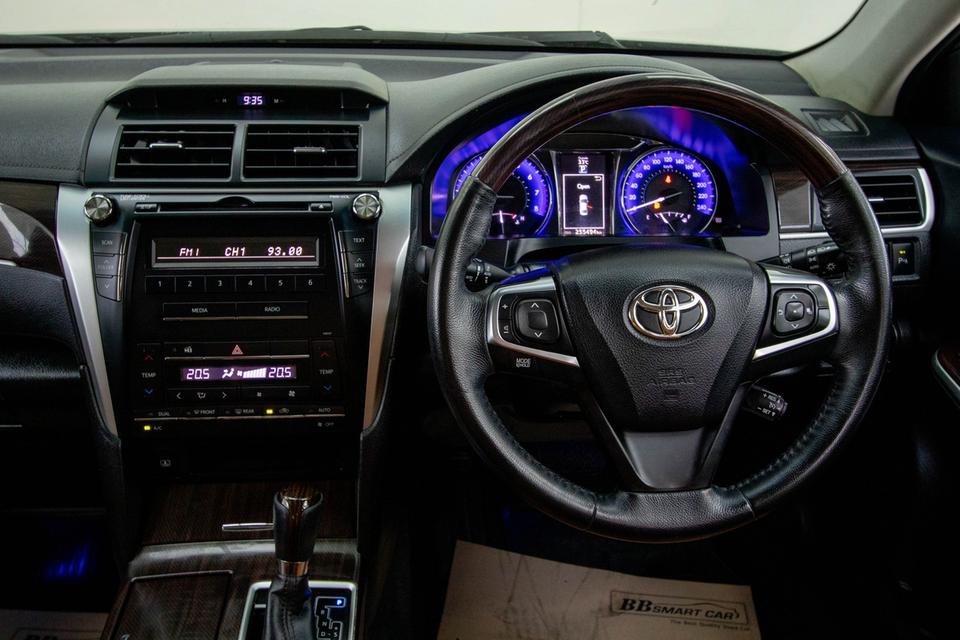 CAMRY 2.0 G AT 8