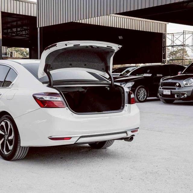 (แจ้งรหัสรถ 67GG7687) Honda Accord 2.0E ปี 2018 รูปที่ 10