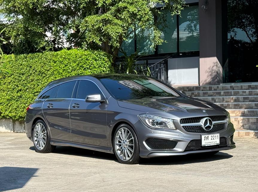 2016 BENZ CLA 250 SHOOTING BRAKE รถมือเดียว 60,000 กม สภาพป้ายแดง รถไม่เคยมีอุบัติเหตุครับ