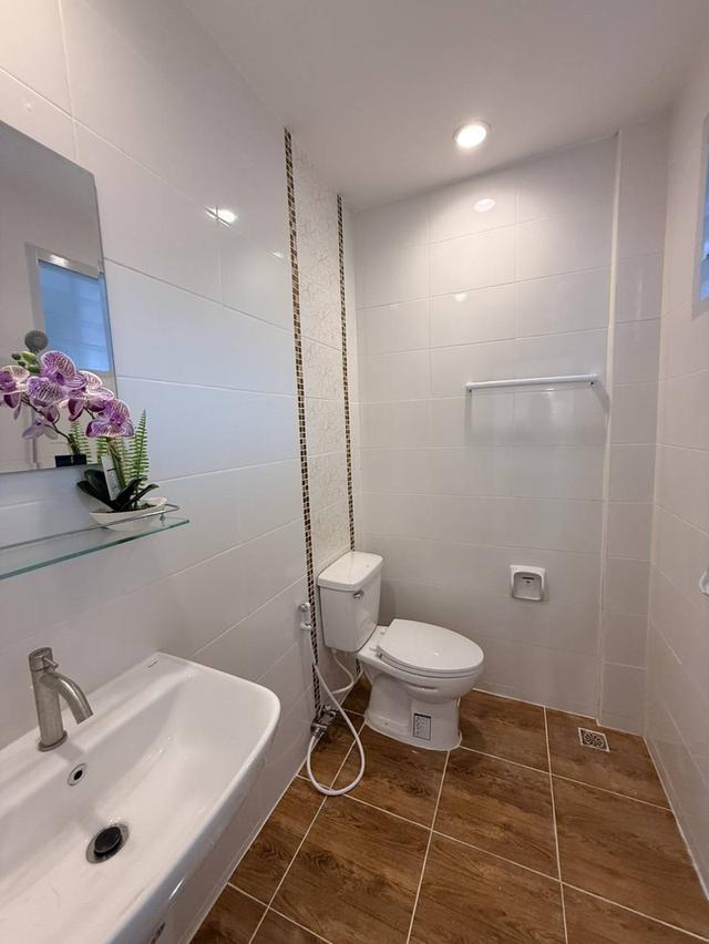 หมู่บ้าน นนทวีวิลล์  5 ถนนมิตรไมตร 11