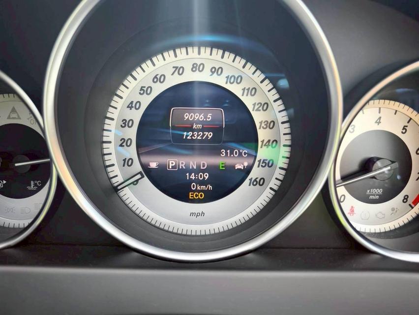 รหัสรถ KPV1240 2013 BENZ C180 COUPE AMG สี 5