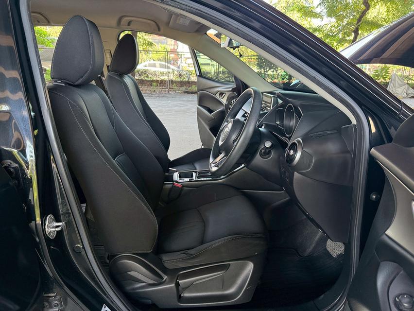 Mazda CX 3 2.0 E AT ปี 2019  รถสวยมือเดียว 14