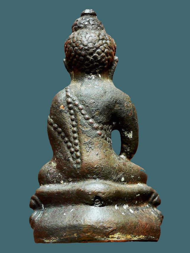 พระกริ่งชินบัญชร หลวงปู่ทิม วัดละหารไร่ ตอกโค๊ต นะ และหมายเลข ๘๓๖...เก่า เดิมๆ 2