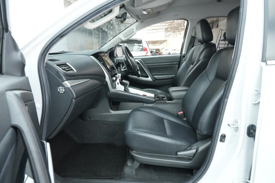 2021 MITSUBISHI PAJERO SPORT 2.4 GT Plus SUV สีขาว เลขไมล์ 106241 กม. 15