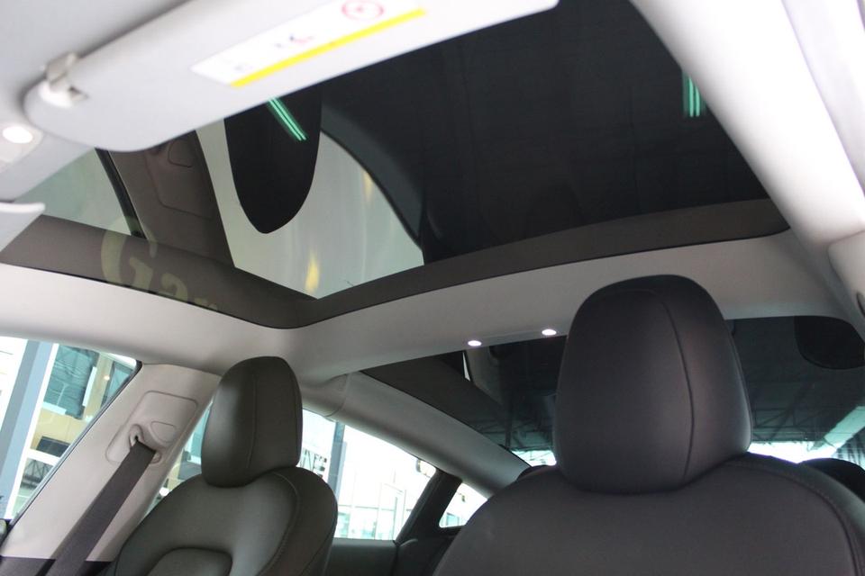 รหัสรถ JRS777 Tesla Model3 Performance  ปี 22  15