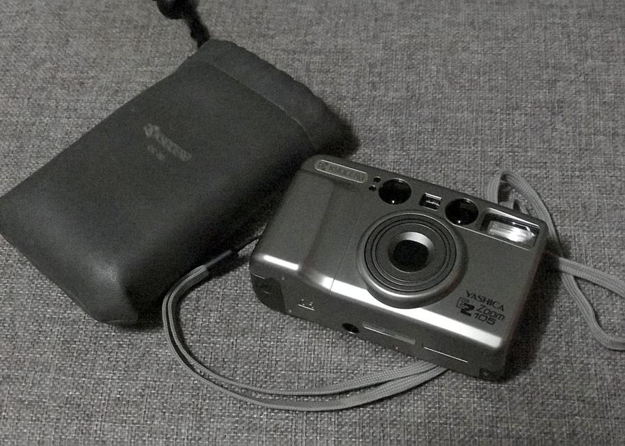 กล้องฟิล์มKyocera yashica EZ Zoom 105