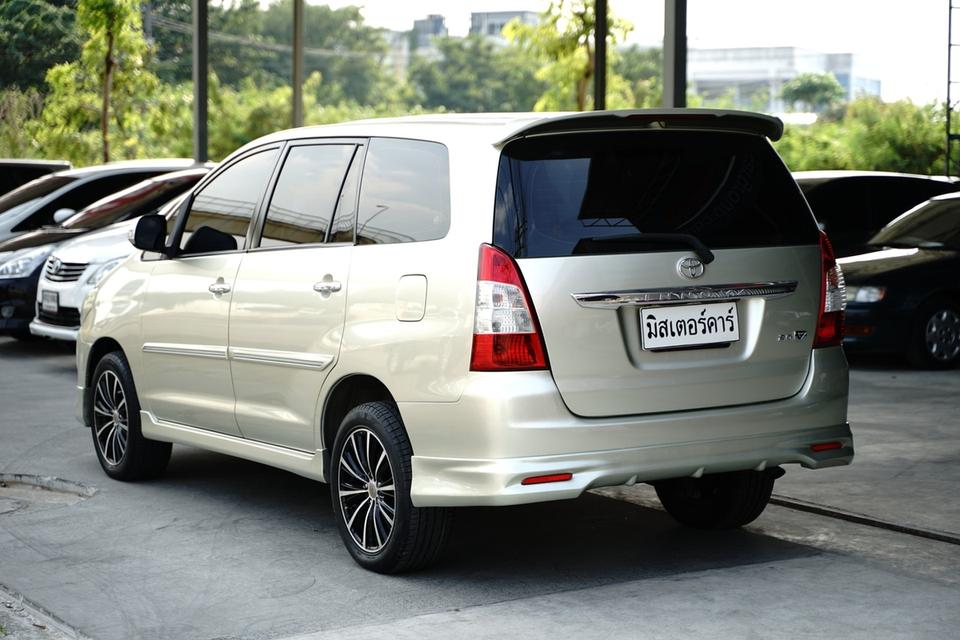 2012 TOYOTA INNOVA 2.0V