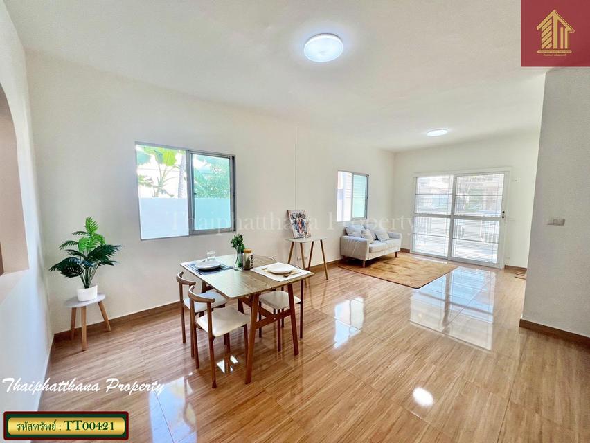 ทาวน์เฮ้าส์หลังมุม รีโนเวทใหม่ บ้านพฤกษา 106/1 บางปู-ตำหรุ 7