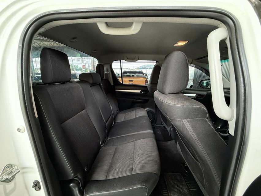 ขาย Toyota Revo 2.4E ปี18 10