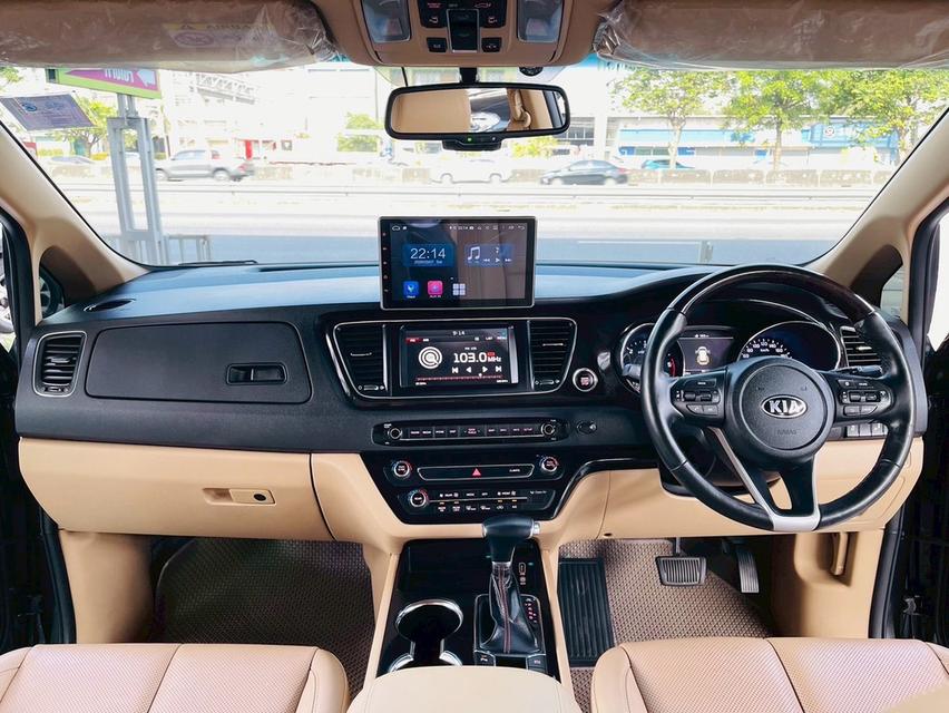 KIA Grand Carnival 2.2SXL Sunroof ปี18 สีเทา มือแรก ไมล์แสนโลแท้ รูปที่ 8