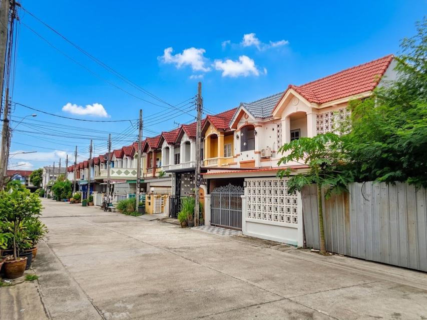 🚩 ทาวน์เฮ้าส์หลังริม สุขาภิบาล 5 ซอย 45 สายไหม หลังใหญ่ รีโนเวทใหม่ทั้งหลัง 3