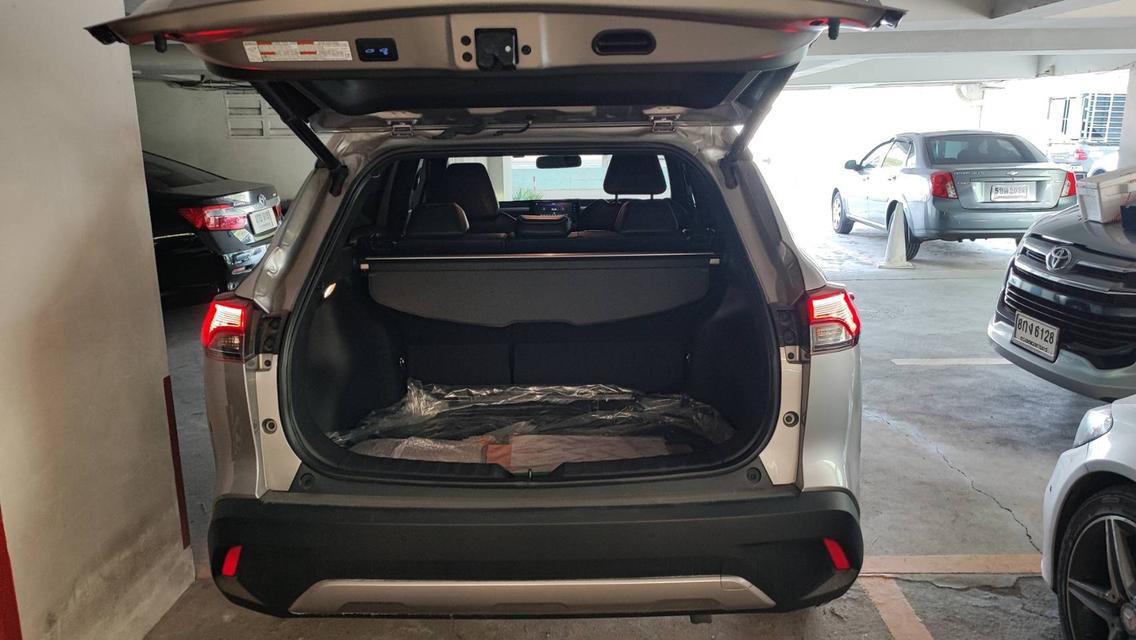 รถยนต์ Toyota Cross รุ่น HEV Premium ปี 2022 รูปที่ 6