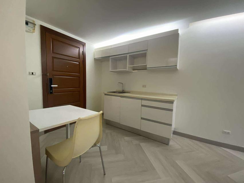 ขายคอนโดเอมเมอรัลด์ เรสซิเด้นท์ รัชดา ทำเลใจกลางเมือง 6