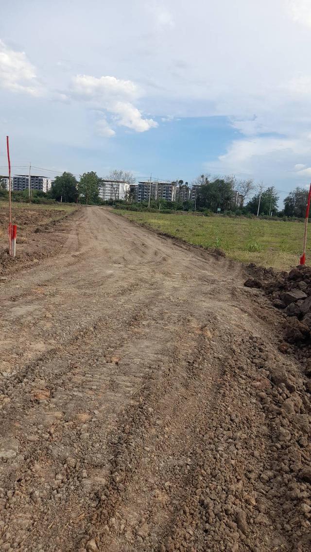 Sale Nice Land 5 Rais Nakhon Pathom suitable for residence and Projects 4