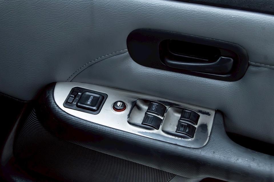 รหัสรถ 2A830 CR-V 2.0 E 2003 14