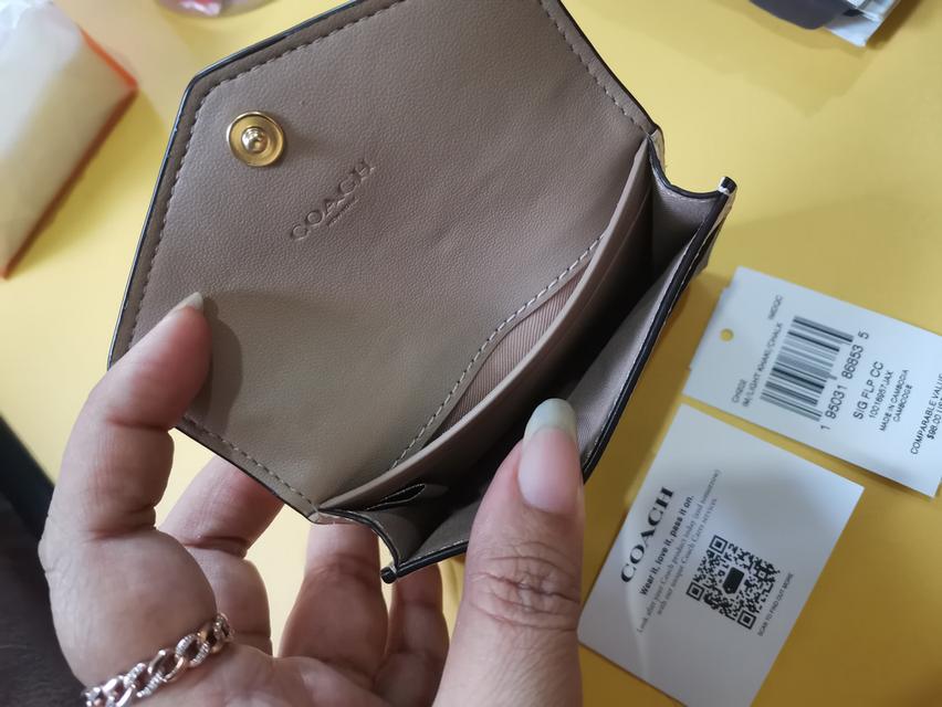 Coach​ กระเป๋าใส่บัตร 3