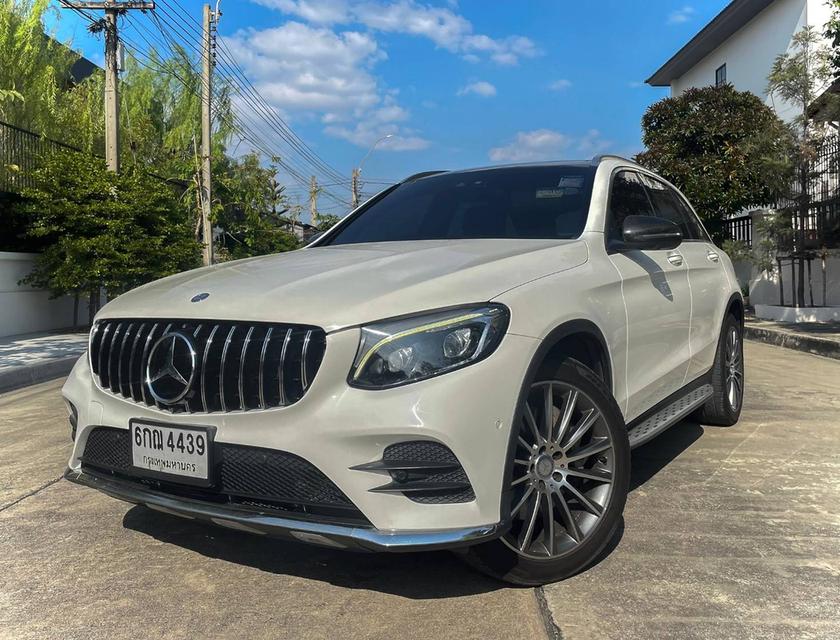 Mercedes-Benz glc250d AMG 4 matic ตัวท๊อป AMG