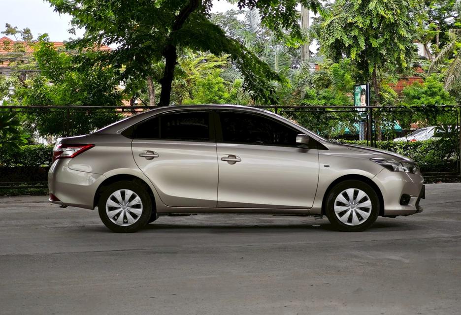 Toyota Vios 1.5 J auto ปี 2013  5