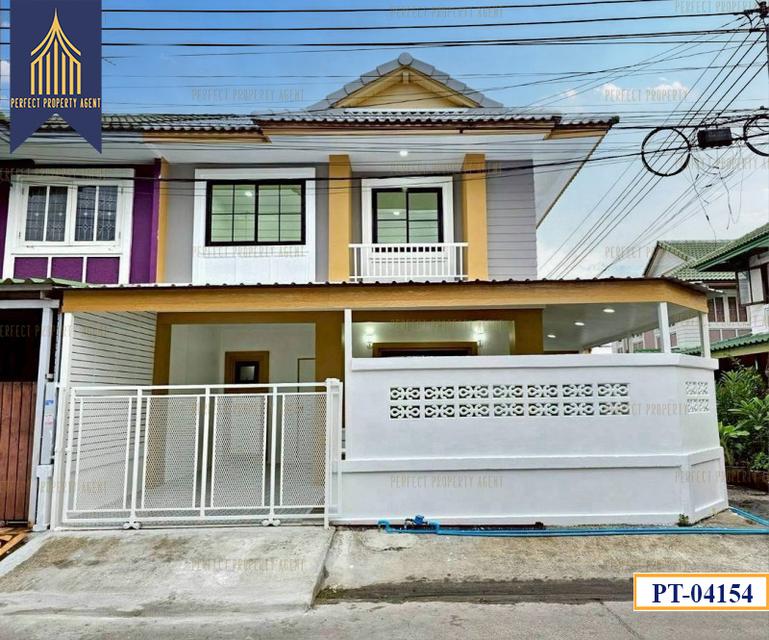 ทาวน์เฮาส์หมู่บ้าน พฤกษา 10 บางบัวทองหลังมุม 1