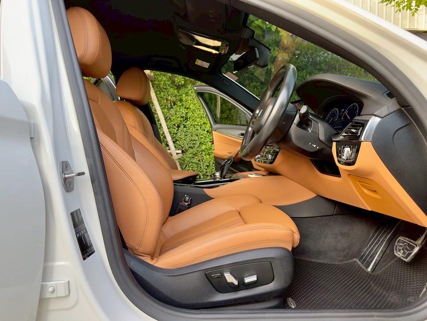 รหัสรถ CH62 2019 จด 2020 bmw G30 520d MSport 6