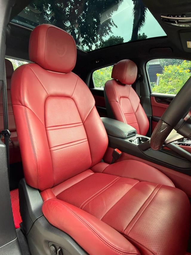 Porsche Cayenne E-HybridYear : 2022Mileage : 23,947 km รูปย่อยที่ 2